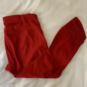 NWOT Athleta Workout Bottoms in Fiery Red -size PS